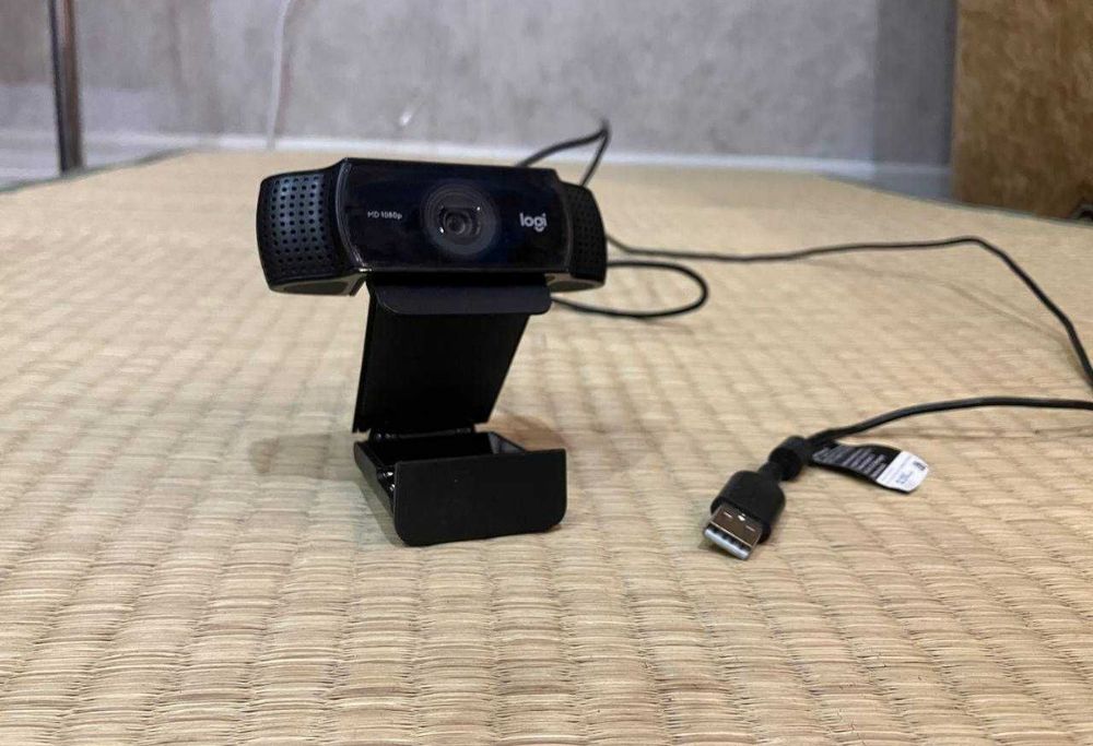 Продаю веб камеру