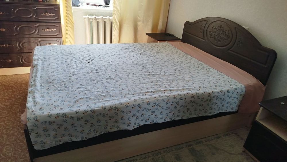 Продам 2-х спальную кровать
