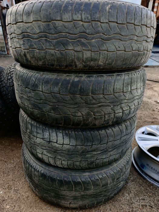 Летние шины R-16 235/60 Bridgestone