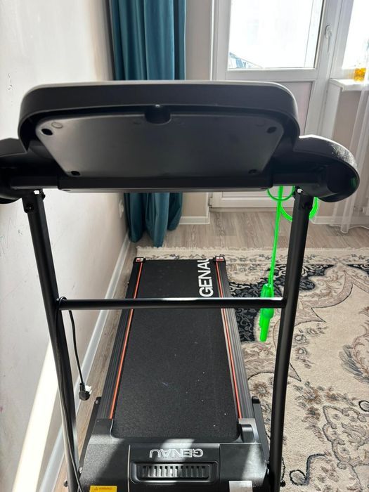 Продам беговую дорожку