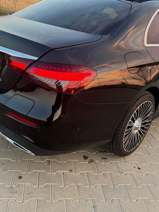 Mercedes-Benz E Mercedes-Benz E 300de 306CP Hybrid/Diesel