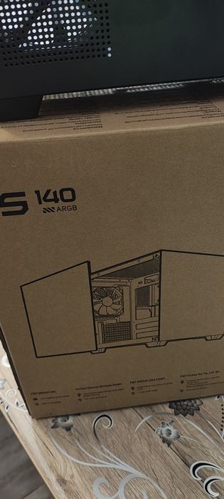 Carcasa pc noua, argb, 3 fan, sticla, cub