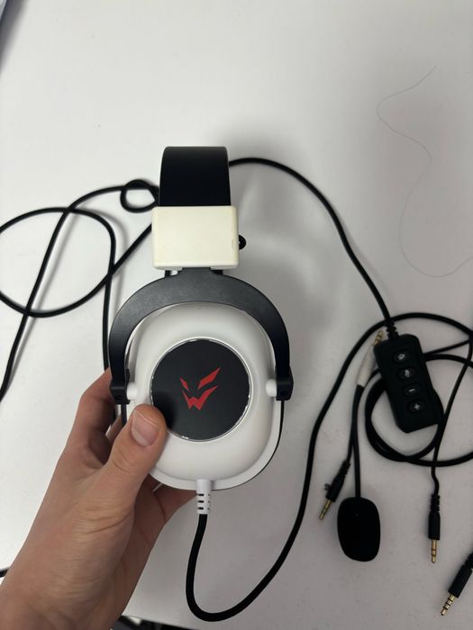 Игровые наушники