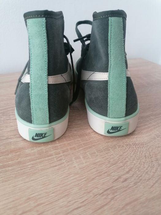 Incaltaminte Nike, aspect foarte bun