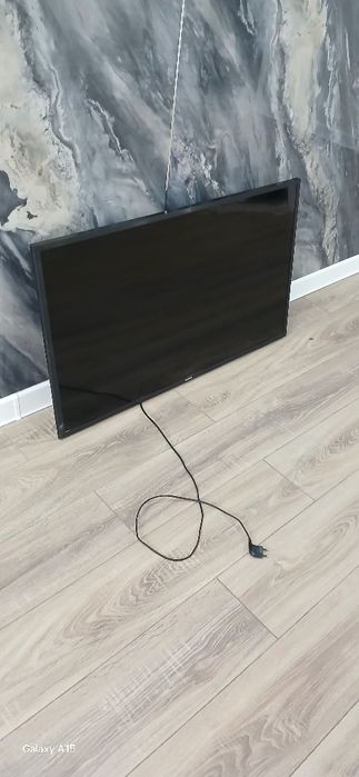 Продам телевизор самсунг 81 диагональ