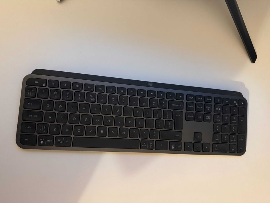 Безжична клавиатура Logitech MX Keys Graphite