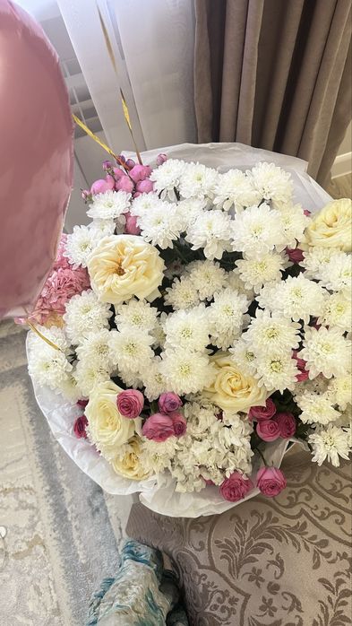 Цветы с шарами срочно 20 к