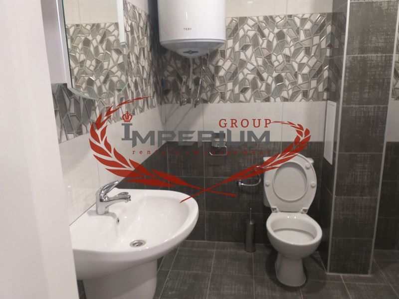 Дава се под наем Двустаен апартамент в Варна, Колхозен пазар - 70 кв.м за 586.5 € - Снимка #6