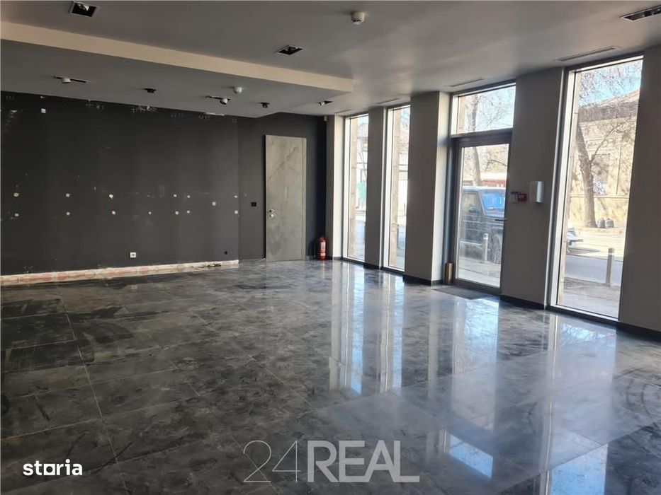 Spatiu comercial Ferdinand - loc parcare - 78 mp - utilitati incluse