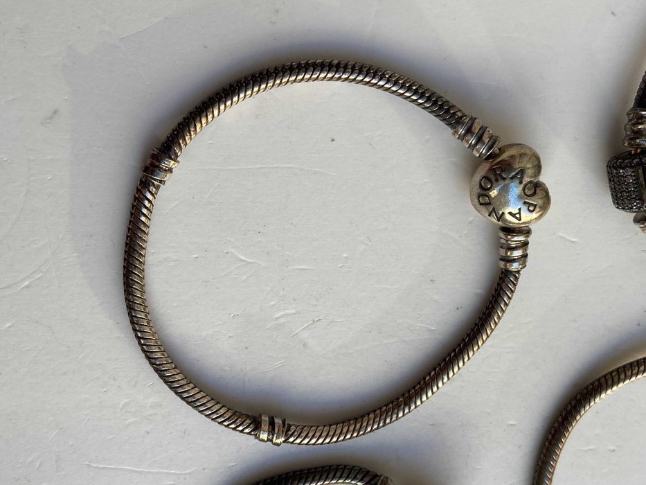 ЛОТ 5 Сребърни гривни Pandora