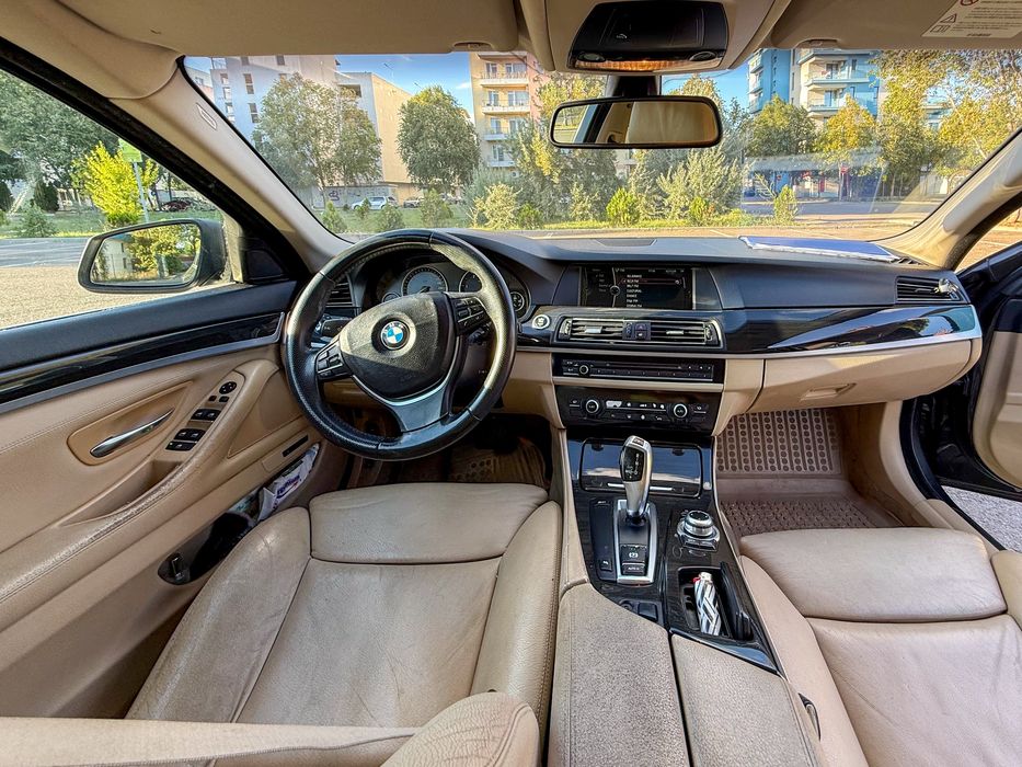 BMW 5 Series 2010 — imagine 5