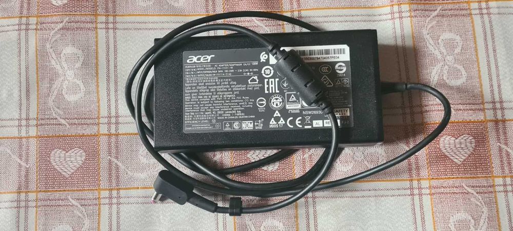 Incarcator pentru laptop Acer 135W 19,5V cu 7,1A,stare buna