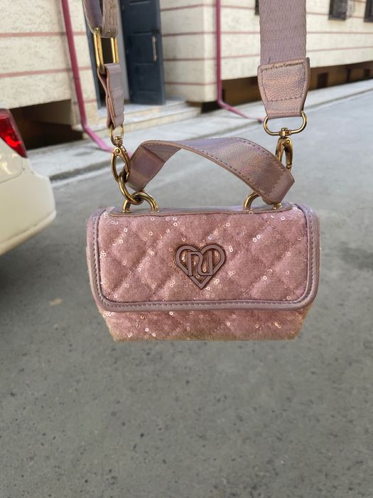 Продажа канцелярии 30 подставка 20 пенал 20 сумка