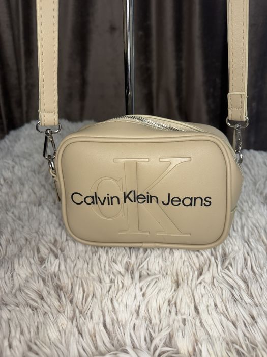 Geanta Calvin Klein de dama