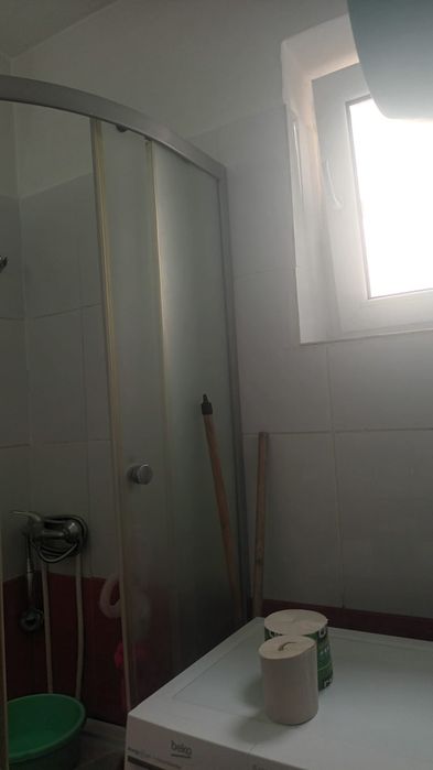 Vand apartament 2 camere, decomandat, cf II, Razboieni, Et 3/4, langa piata