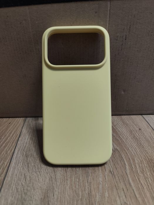 Huse iPhone 17 pro MAX silicon tare elago