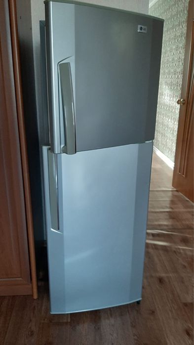 Холодильник LG состояние керемет