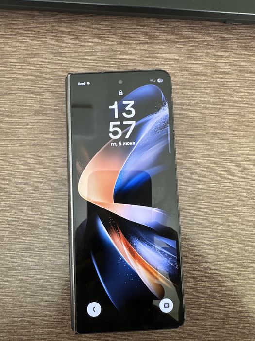 Продам Samsung Z Fold4