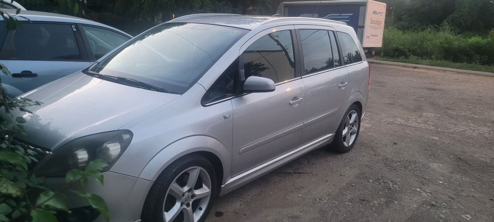 Opel Zafira B 2008