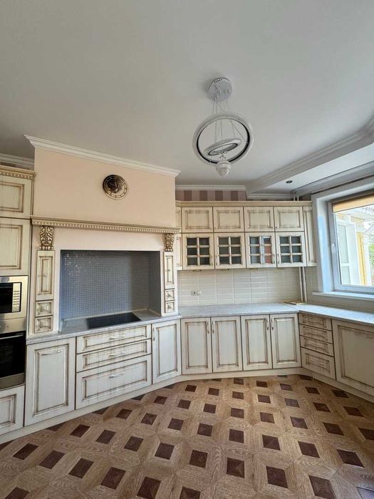 Просторный дом, 263.8 м², А. Попова