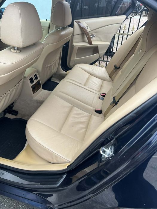 Se vinde BMWE60  personala