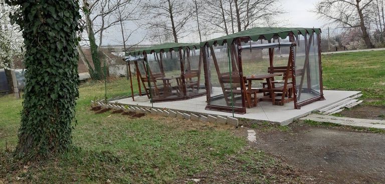 Ветроупорни завеси - тенти - брезенти - перголи