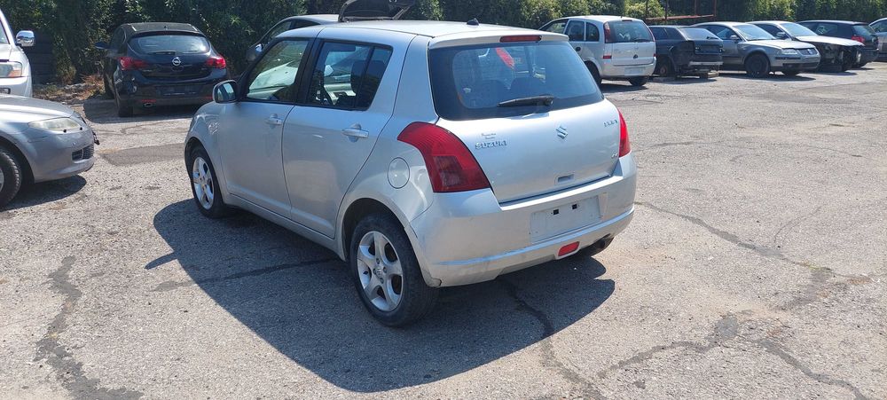 Suzuki Swift 1,3 i, Сузуки Суифт
 2006, За части