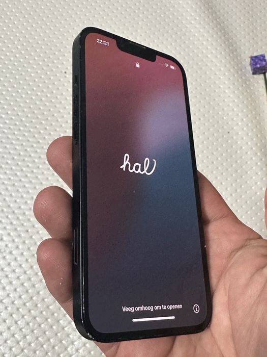Продам Iphone 13 128GB