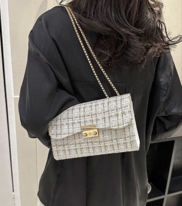 Малка нежна чанта