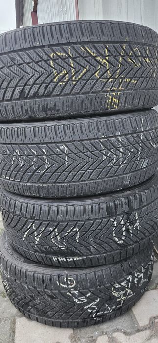 Anvelope, Cauciucuri de iarnă R19 -225 40R19