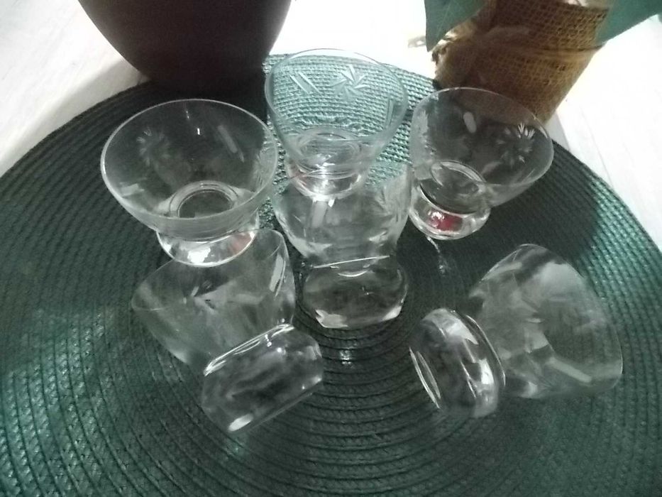 set pahare din sticla - 30 lei/set si 50 lei/set