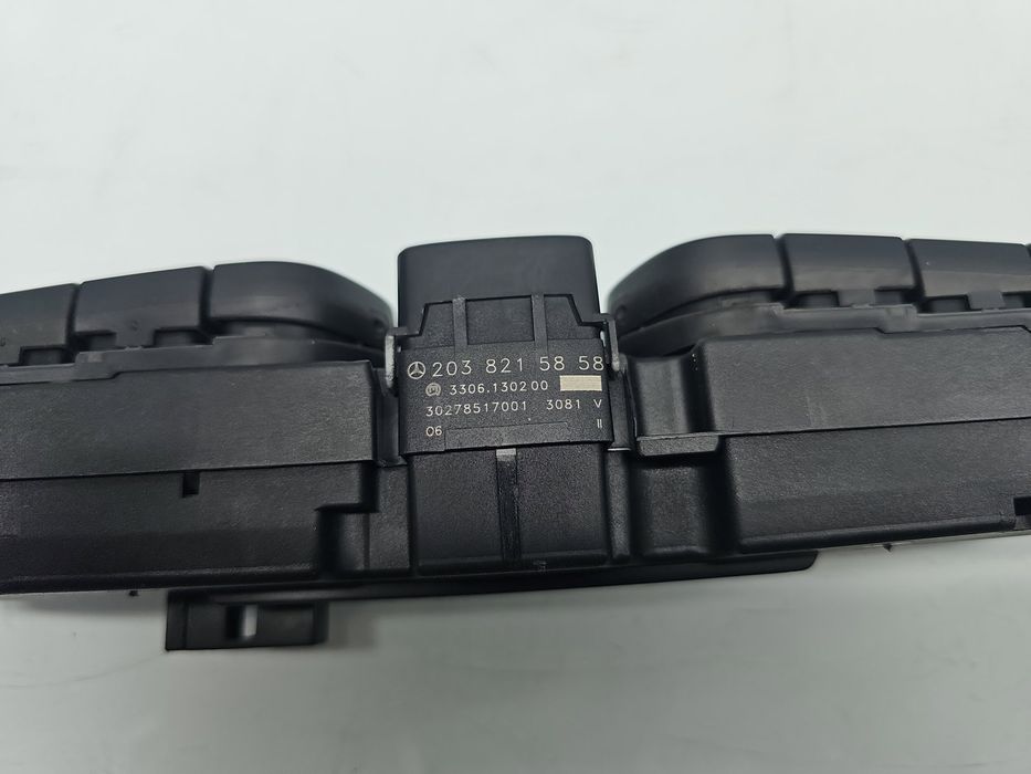 Butoane comenzi consola centrala Mercedes Clasa C (W203) [Fabr 2000-20