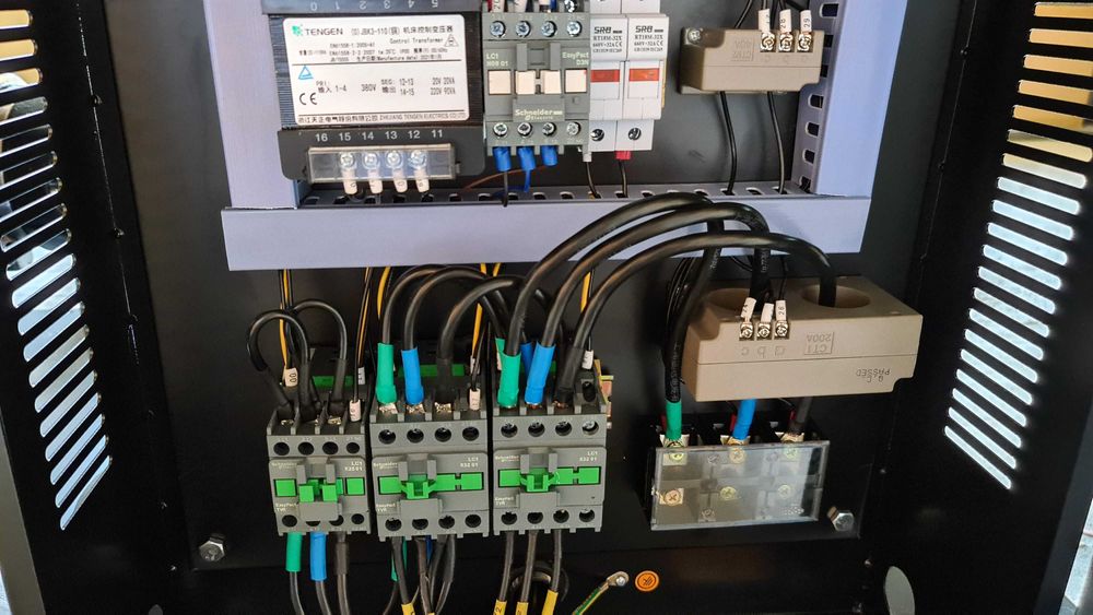 Винтовой компрессор APD-30A, -3,2 куб.м, 22кВт, AirPIK