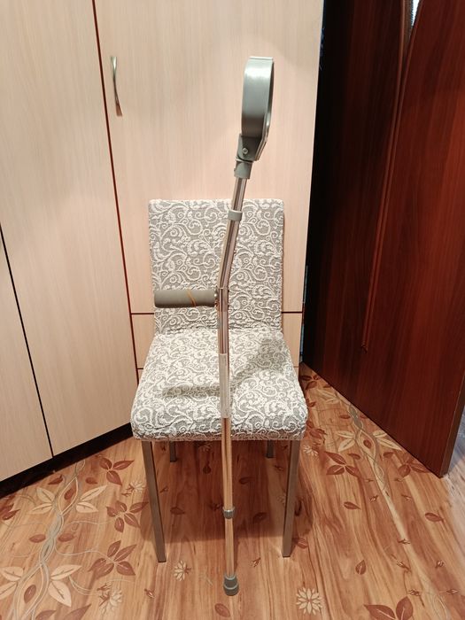 Продам костыль за 3.500 тенге