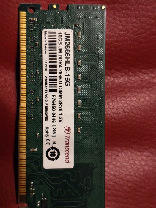 Vând RAM DDR4 16GB 2666 Transcend