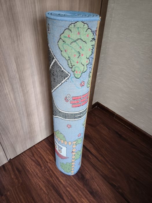 Дорожка  в детскую , продам .