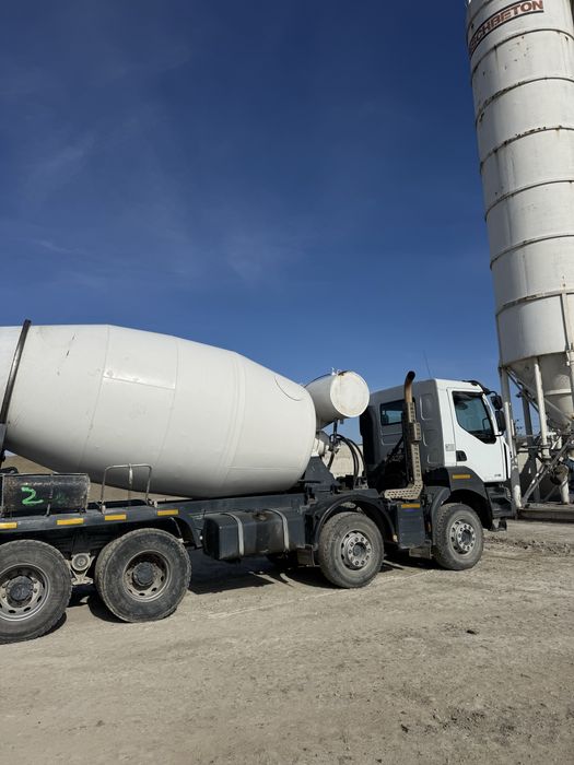 Autobetoniera cifa Renault Kerax 8x4