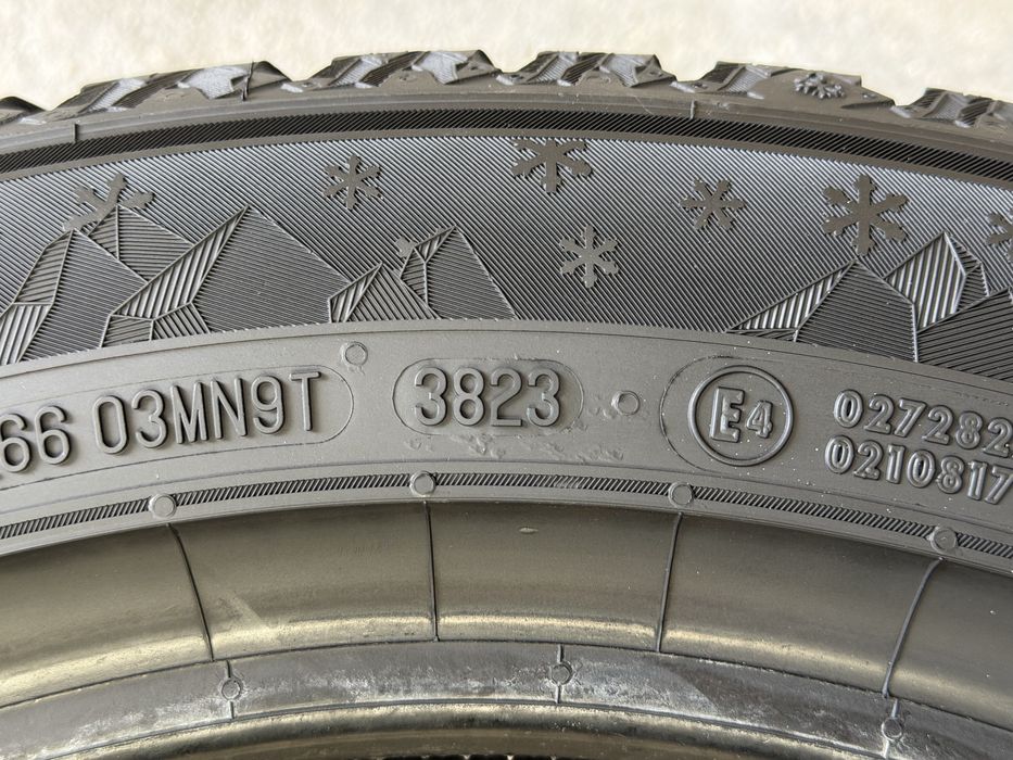 225/50/17 Semperit 4Броя: 330€ 6.5мм