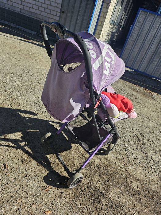 Отдам коляску детскую