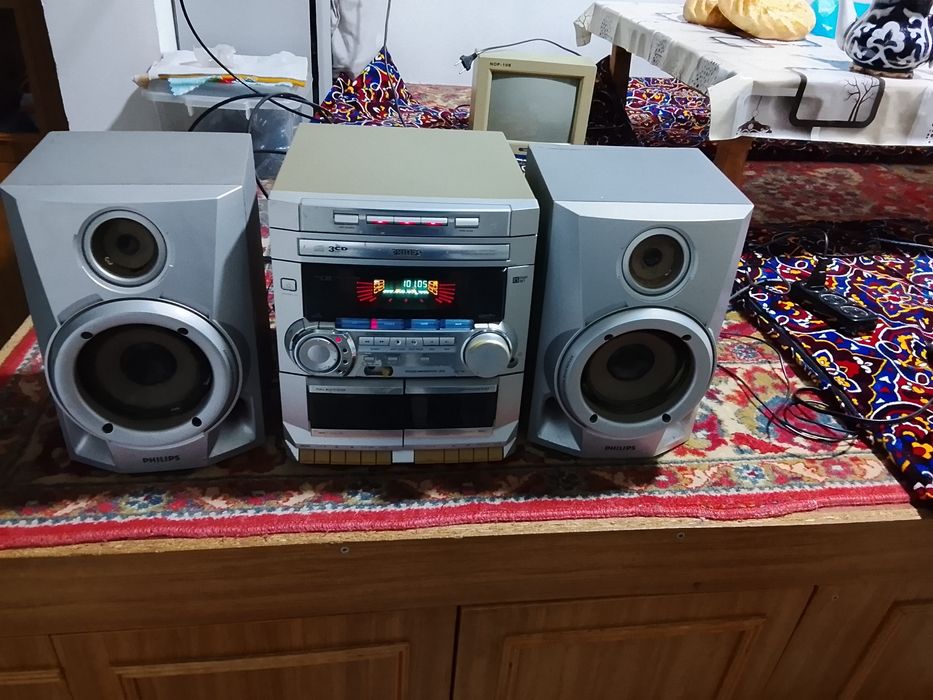 Музикалний сентер фнилипс