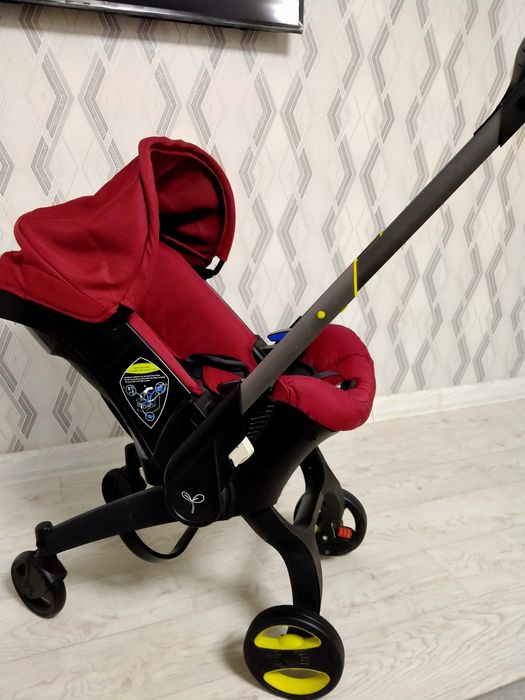 Продам коляску 3 в 1