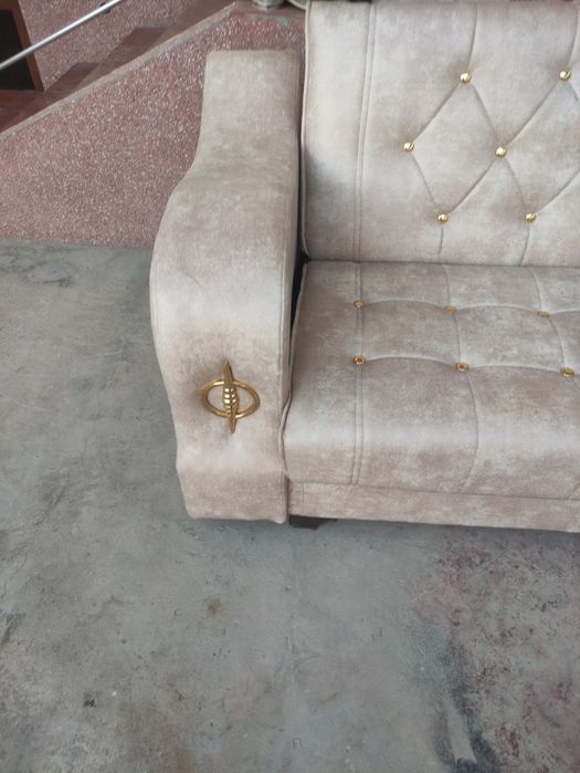 Devan krovat sotiladi