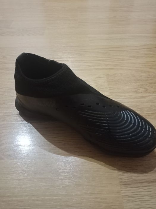 Сороконожки Адидас предатор