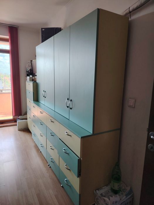 Vând mobilier de birouri