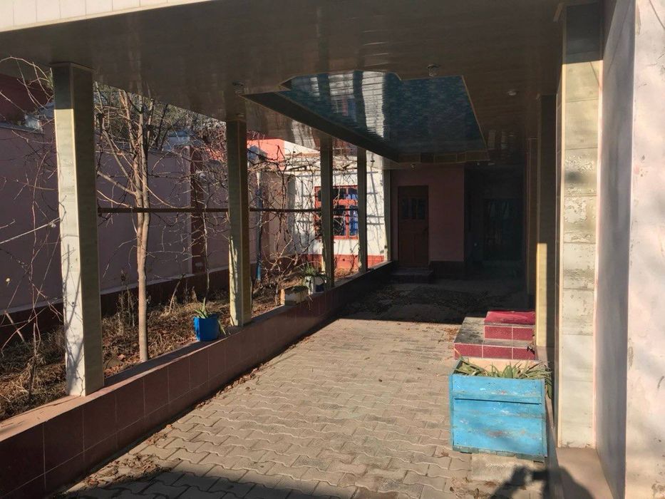 ЦУМ оркасидан коттедж сотилади