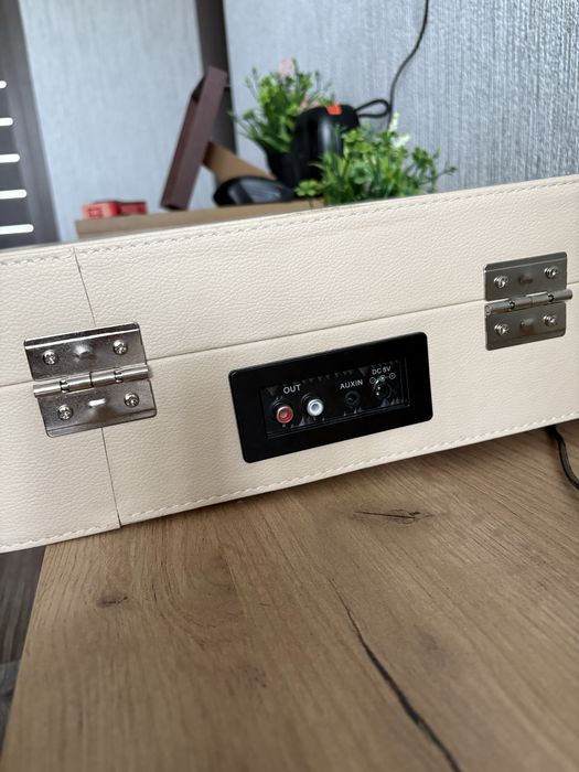 Виниловый проигрыватель RECORD PRO RP 05
