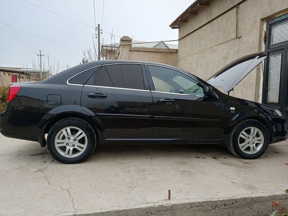 Лассети 1.8 2012