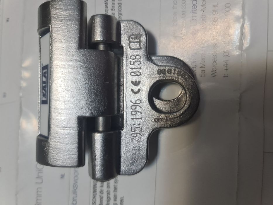 Vând Kit protecție cădere Capital Safety UniGrab + carabinieră 28kN