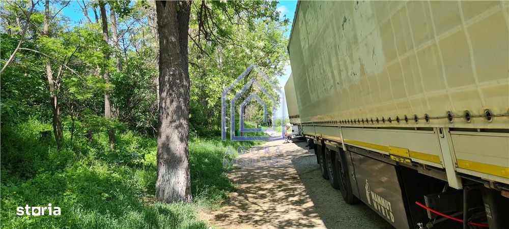 Suceava, Draguseni, teren cu casa batraneasca,   langa troita