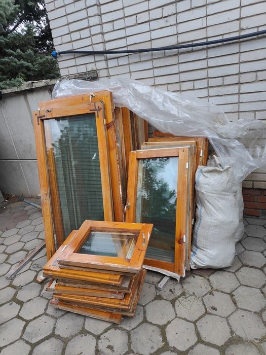 Деревянные окна продаются